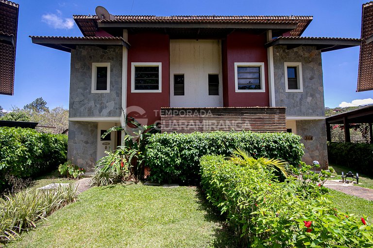 Loft de frente para lago no melhor condomínio de Guaramirang