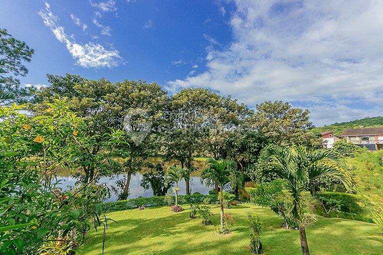 Loft frente lago no melhor Condomínio de Guaramiranga. (Loft